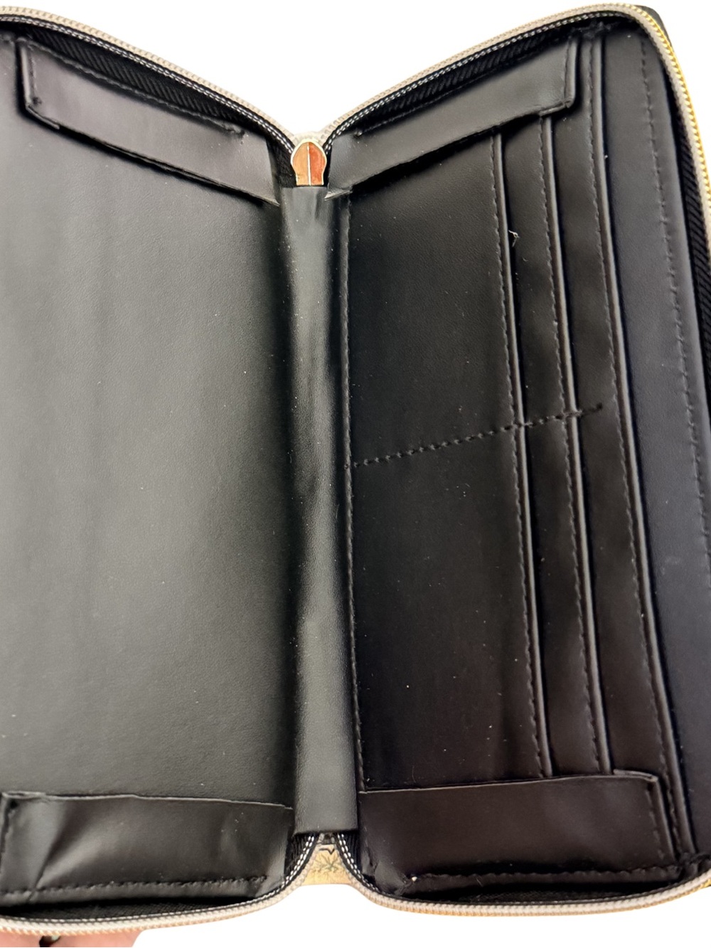 Wallet - Picture 2 of 3